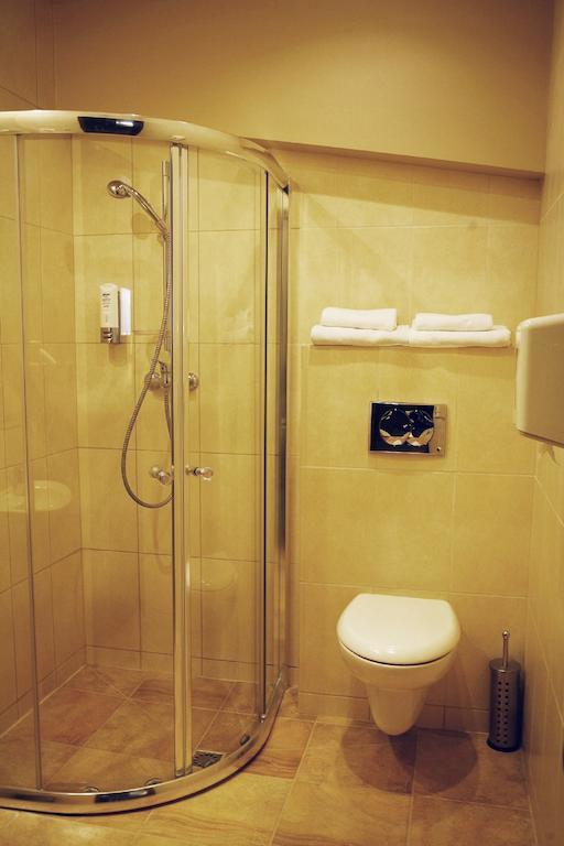 Hotel Zorza Namysłów 객실 사진