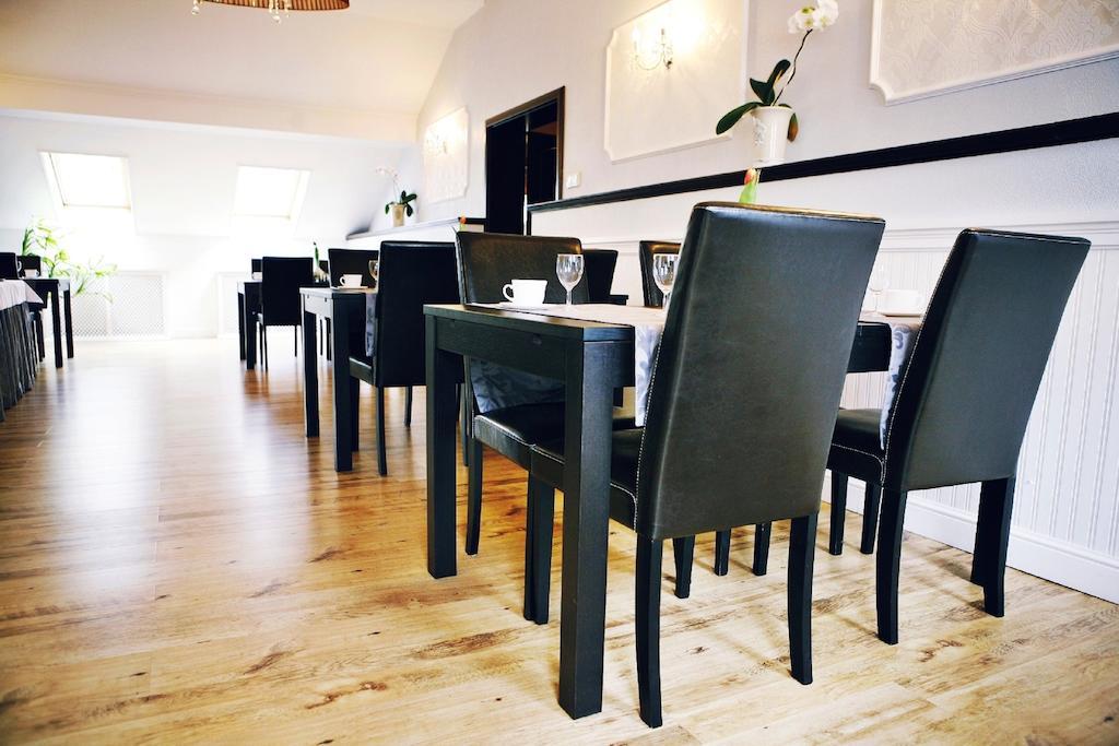 Hotel Zorza Namysłów 외부 사진
