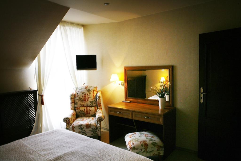 Hotel Zorza Namysłów 객실 사진