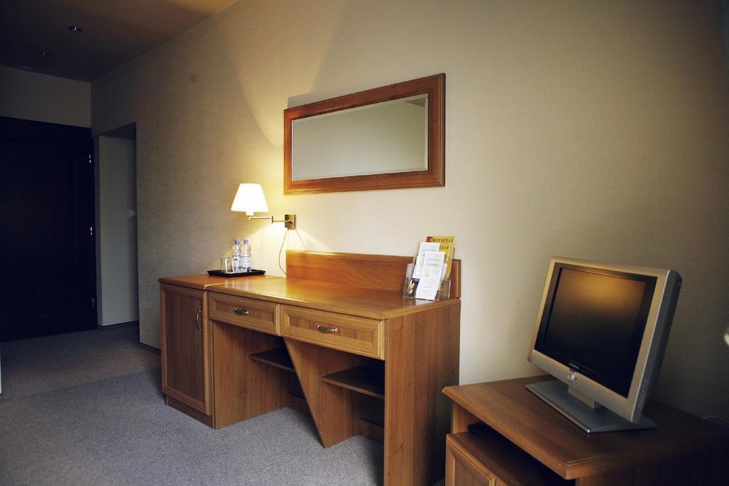 Hotel Zorza Namysłów 객실 사진