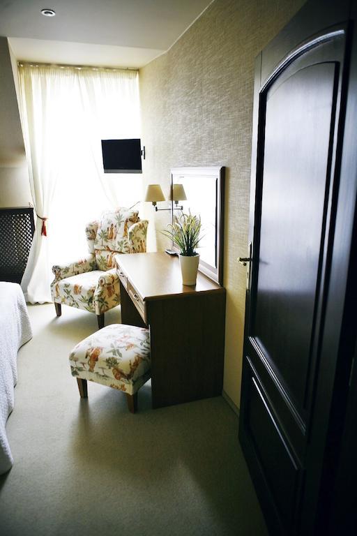 Hotel Zorza Namysłów 객실 사진