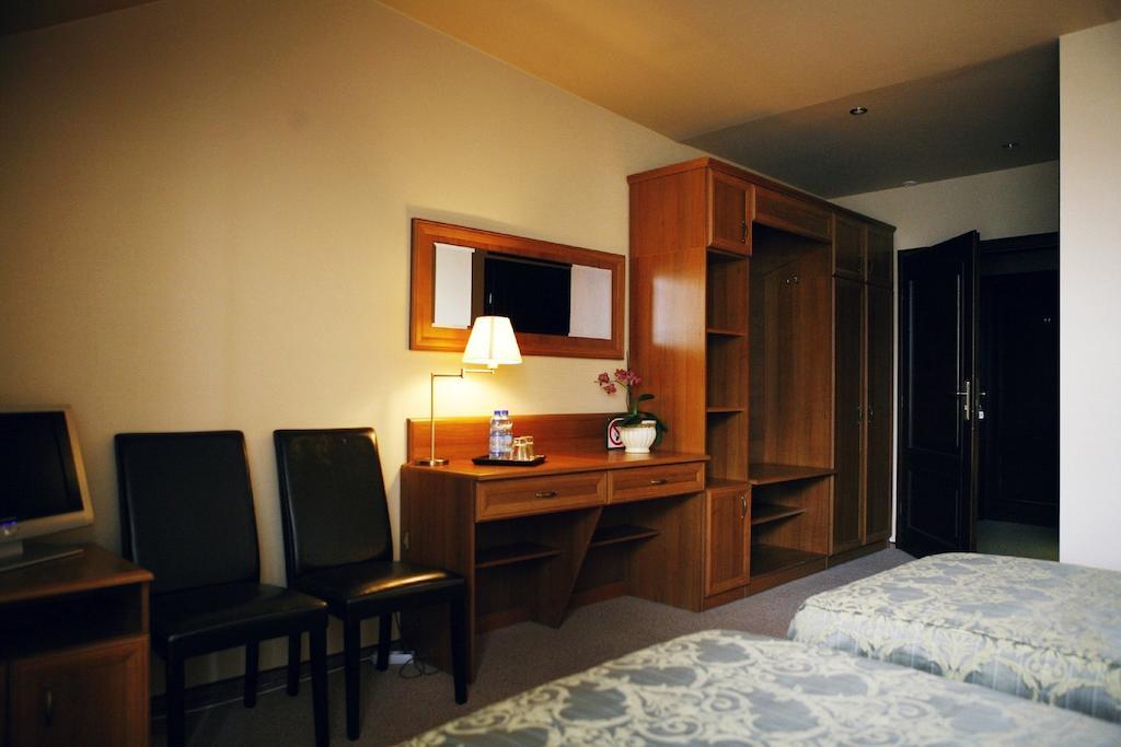 Hotel Zorza Namysłów 객실 사진