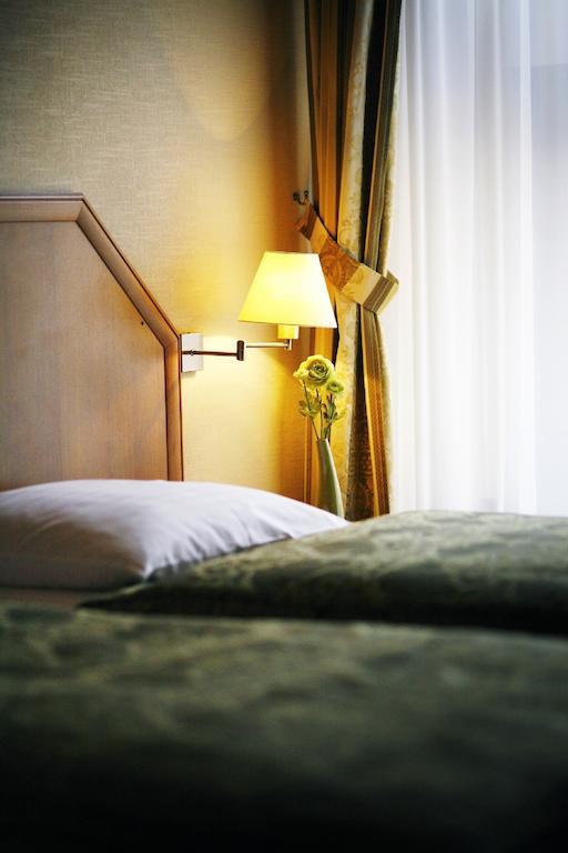 Hotel Zorza Namysłów 객실 사진